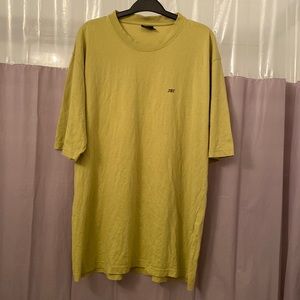 Men’s New Man extra large green shirt